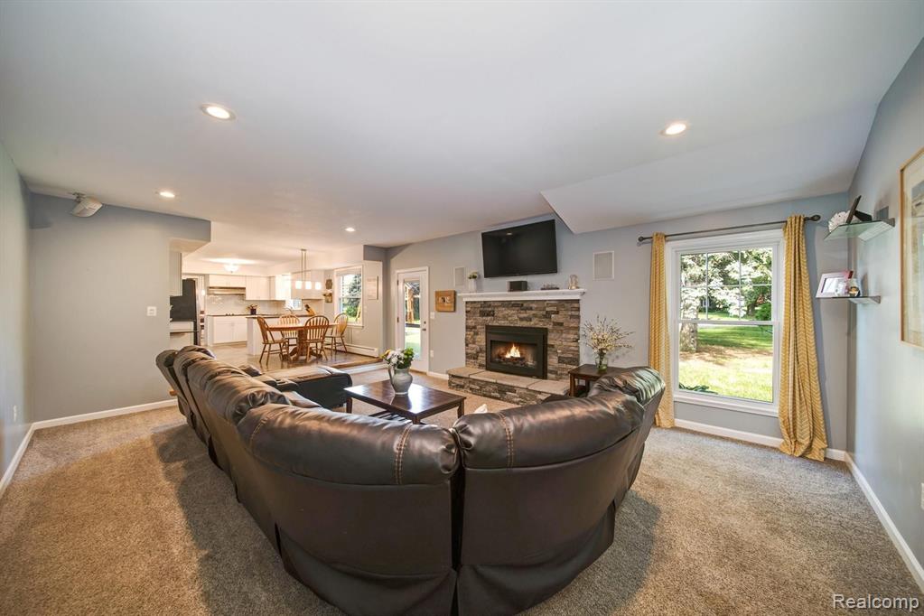 35888 Springvale Street Farmington Hills, MI 48331 - Photo 14 of 35
