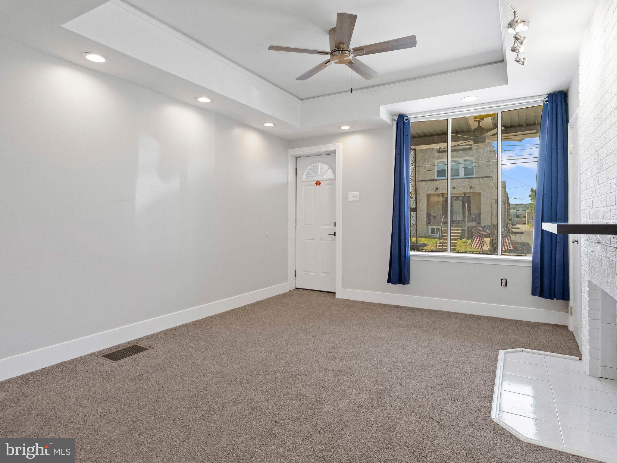 2815 Orthodox Street Philadelphia, PA 19137 - Photo 4 of 32