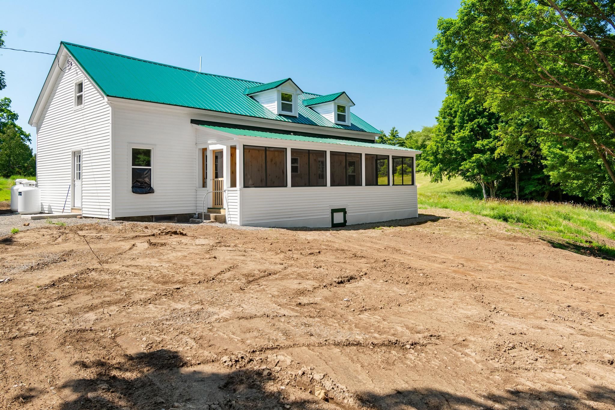 1891 Hanna Road Highgate, VT 05459 - Photo 33 of 46