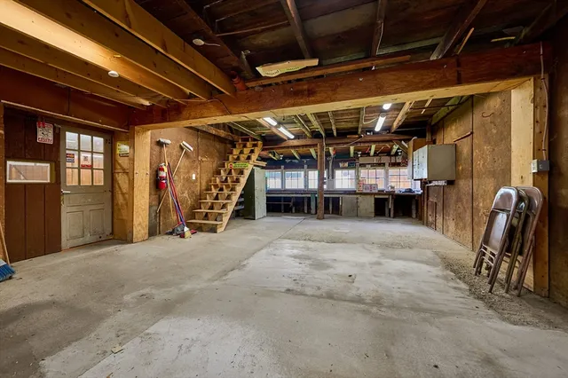 a view of water heater room with wooden roof