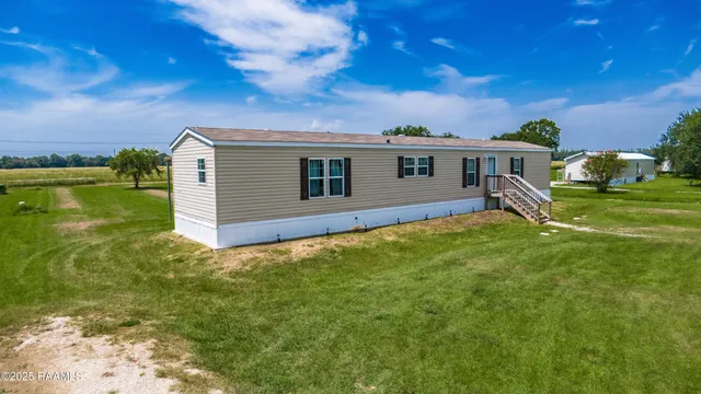 $190,000 | 10013 West Congress Street, Rayne, LA 70578