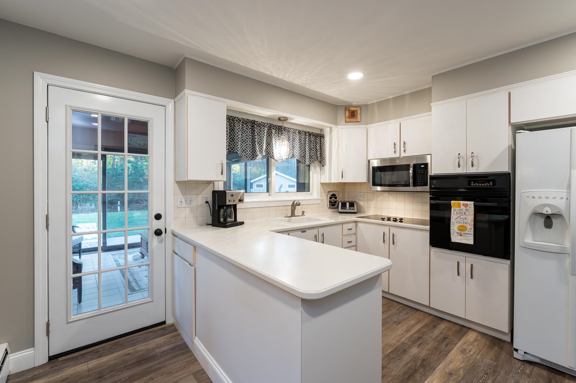 40 Briar Road Bedford, NH 03110 - Photo 13 of 40