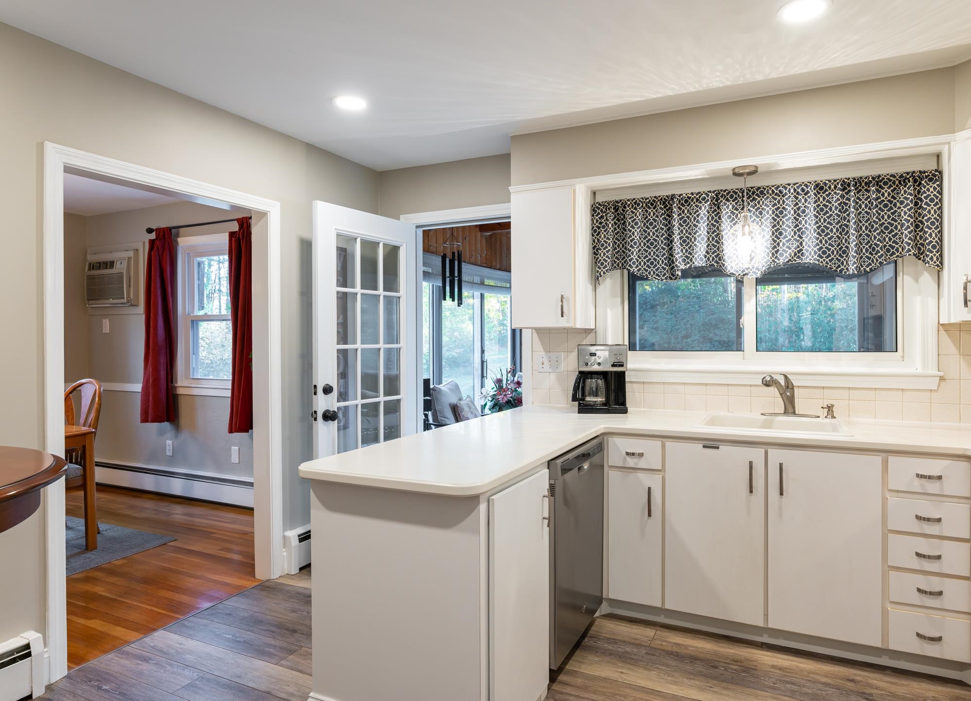 40 Briar Road Bedford, NH 03110 - Photo 10 of 40