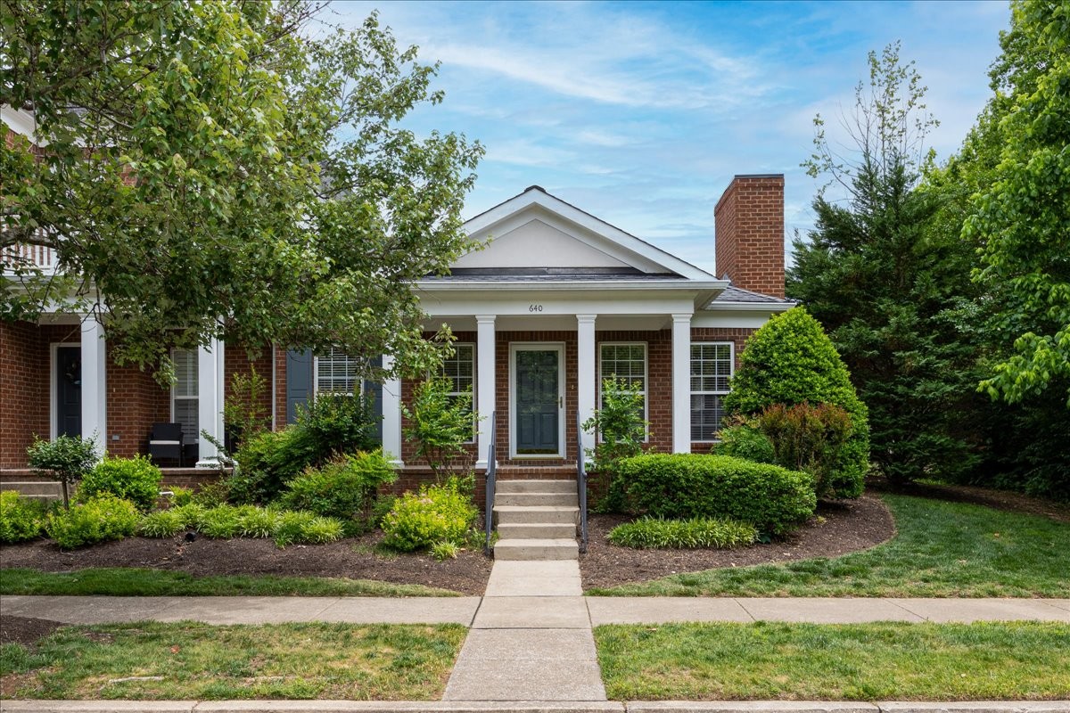 640 Springlake Drive Franklin, TN 37064 - Photo 1 of 36