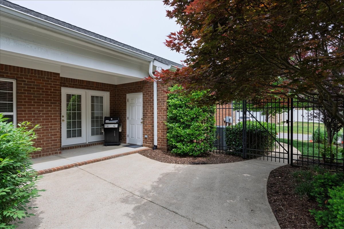 640 Springlake Drive Franklin, TN 37064 - Photo 28 of 36