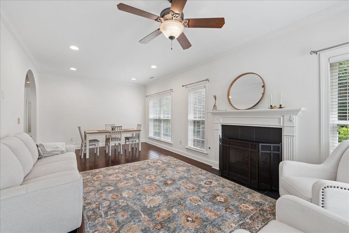 640 Springlake Drive Franklin, TN 37064 - Photo 5 of 36
