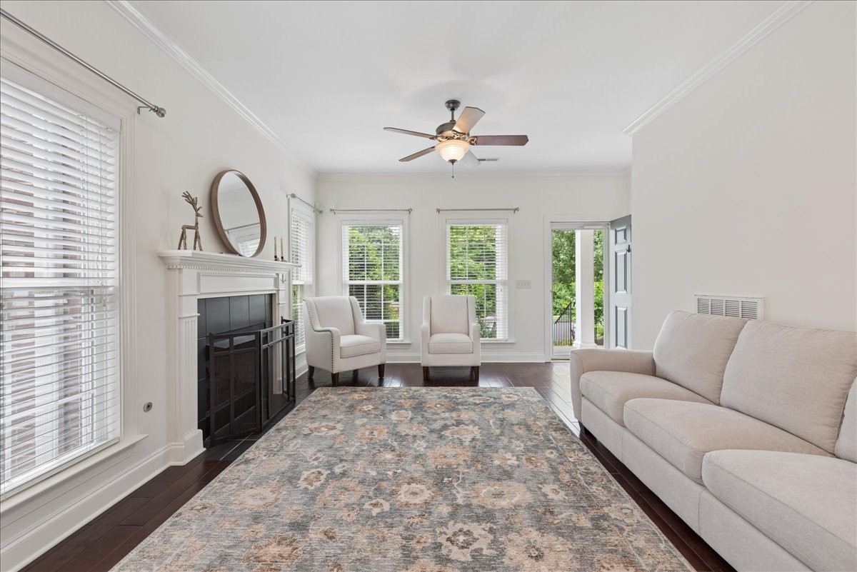 640 Springlake Drive Franklin, TN 37064 - Photo 7 of 36