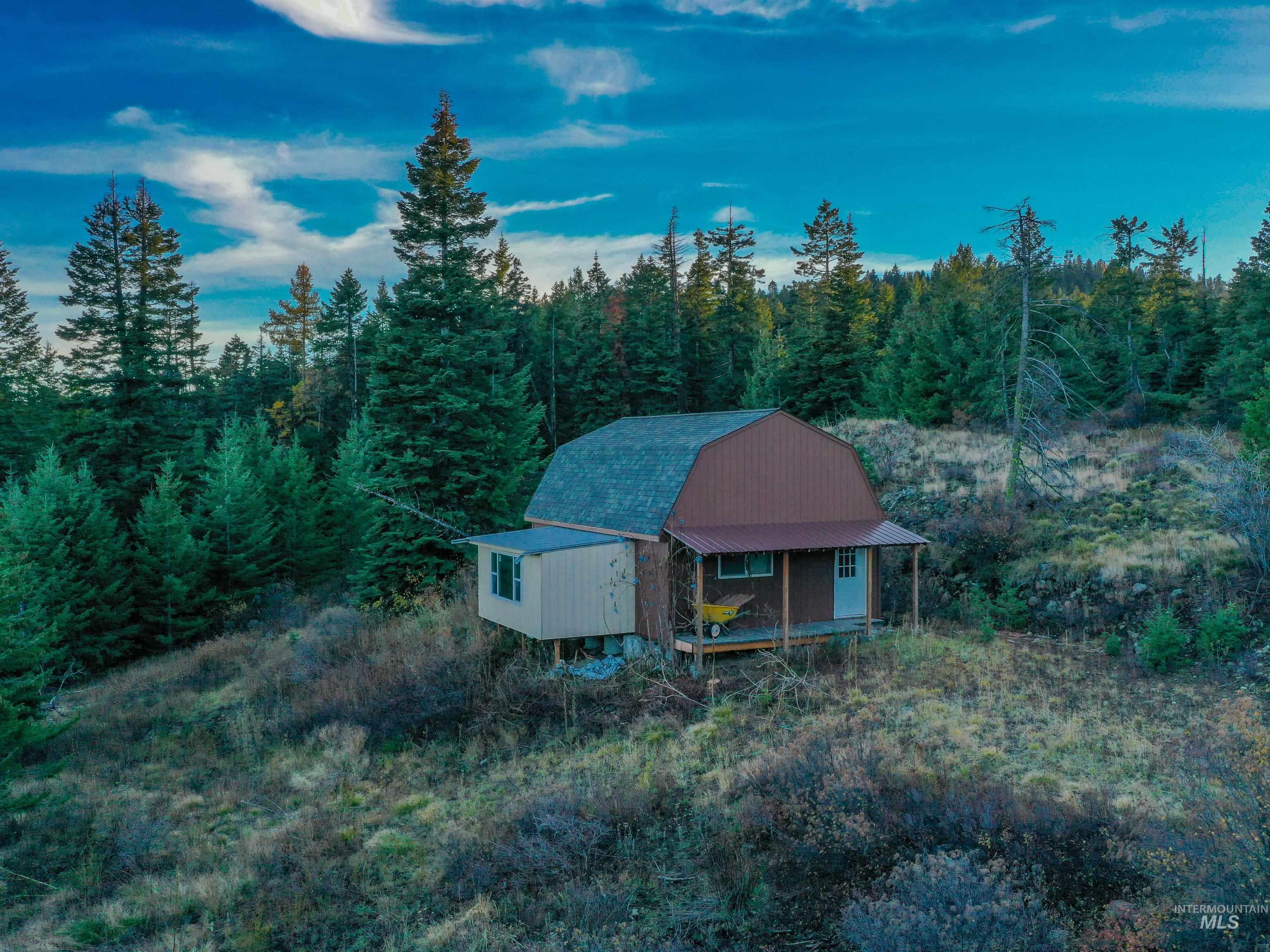 624 Radar Road Cottonwood, ID 83522 - Photo 24 of 38