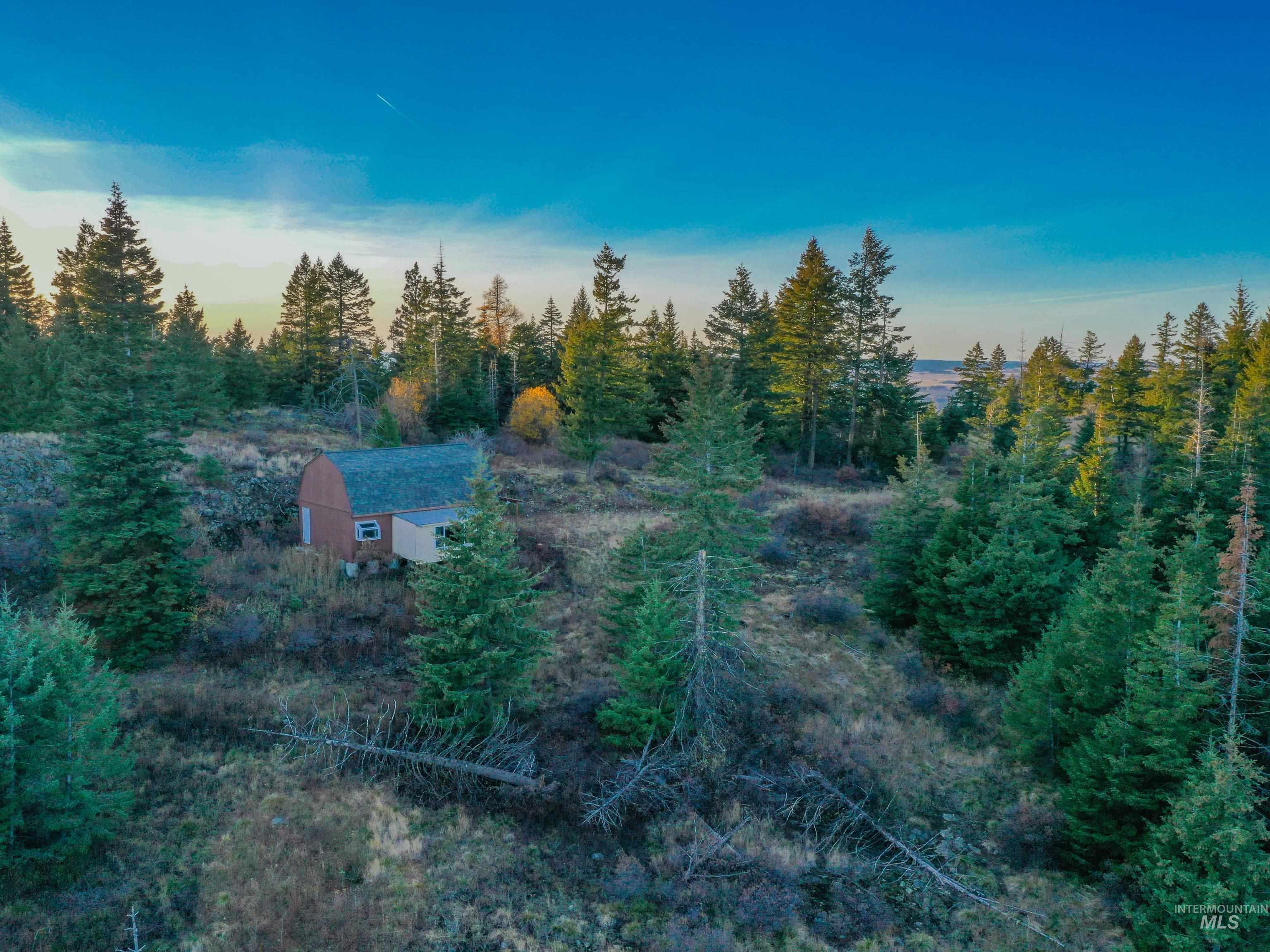 624 Radar Road Cottonwood, ID 83522 - Photo 25 of 38