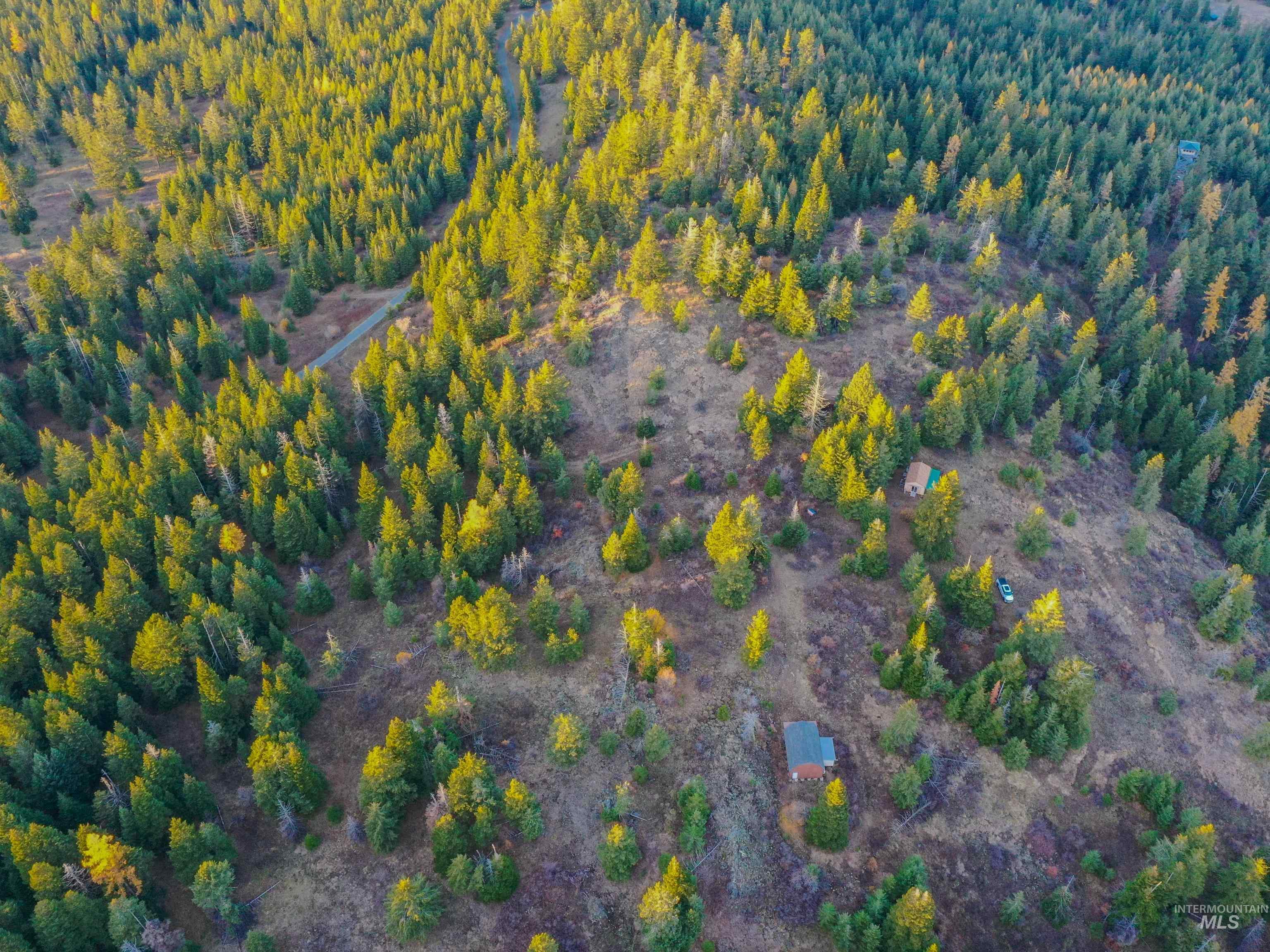 624 Radar Road Cottonwood, ID 83522 - Photo 32 of 38