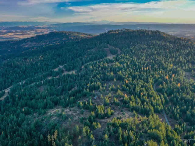 $279,000 | 624 Radar Road, Cottonwood, ID 83522