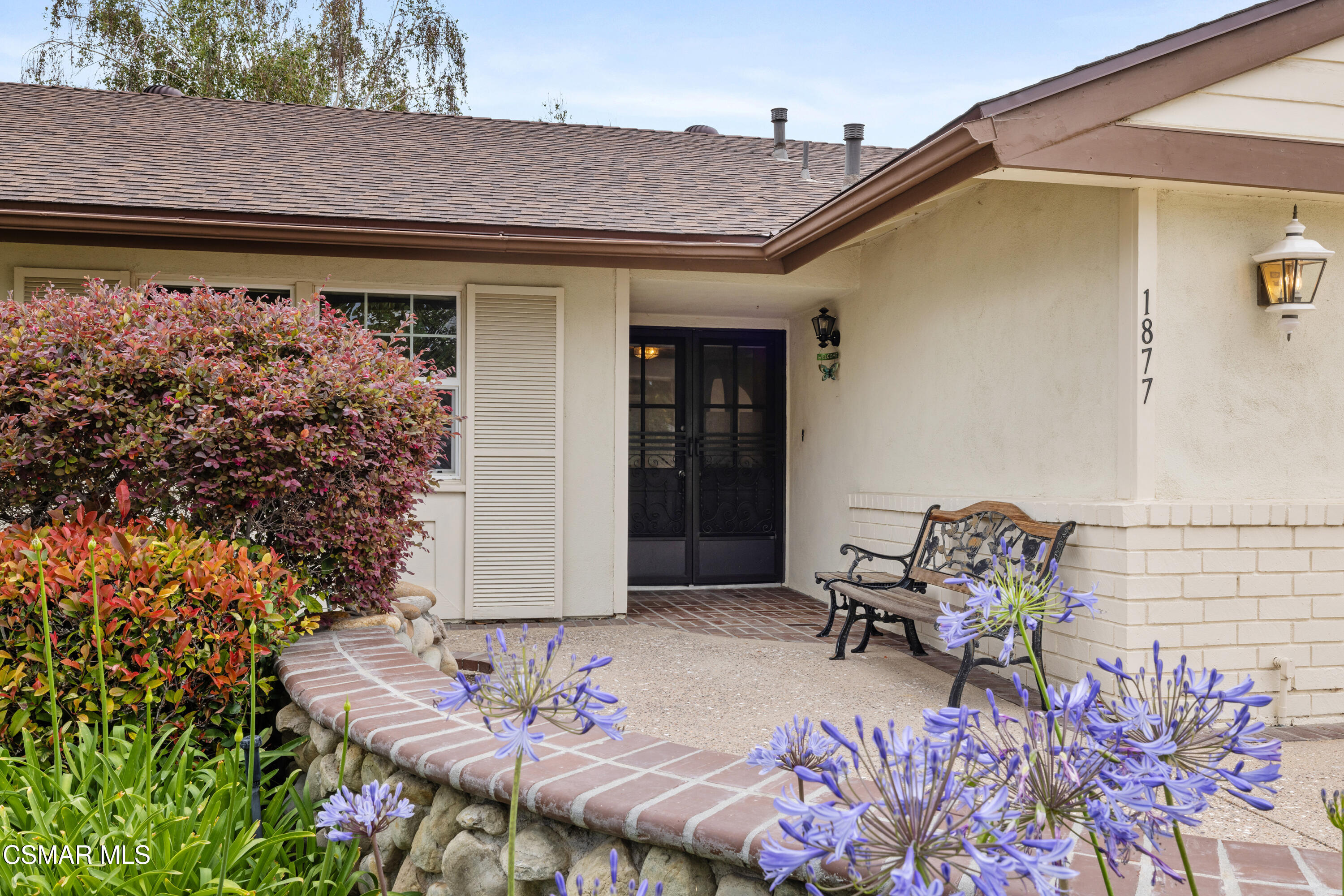 1877 Fred Avenue Simi Valley, CA 93065 - Photo 3 of 26 Fred Frnt 3