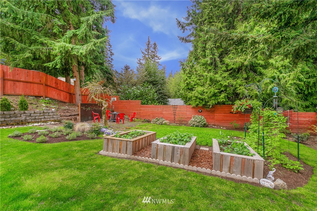 2563 Yew Street Road Bellingham, WA 98229 - Photo 5 of 31 Gallery Image 5