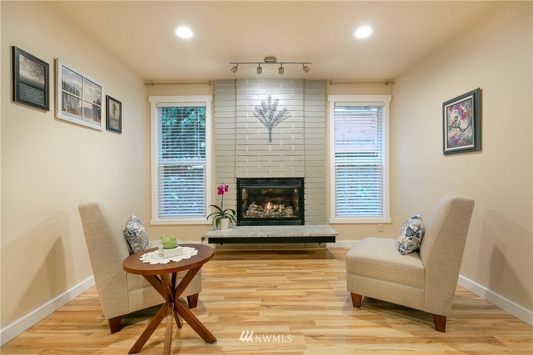 2563 Yew Street Road Bellingham, WA 98229 - Photo 6 of 31 Gallery Image 6