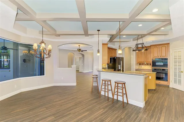 $939,000 | 6610 Coopers Hawk Court, Lakewood Ranch, FL 34202