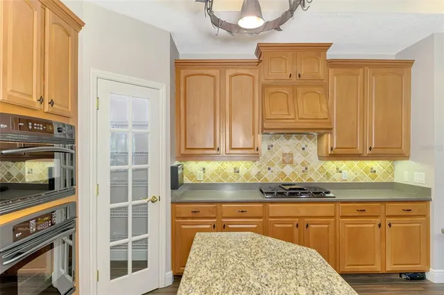 $939,000 | 6610 Coopers Hawk Court, Lakewood Ranch, FL 34202