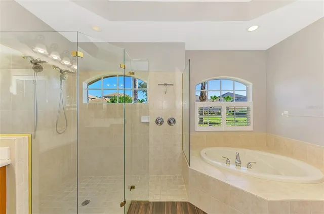 $939,000 | 6610 Coopers Hawk Court, Lakewood Ranch, FL 34202