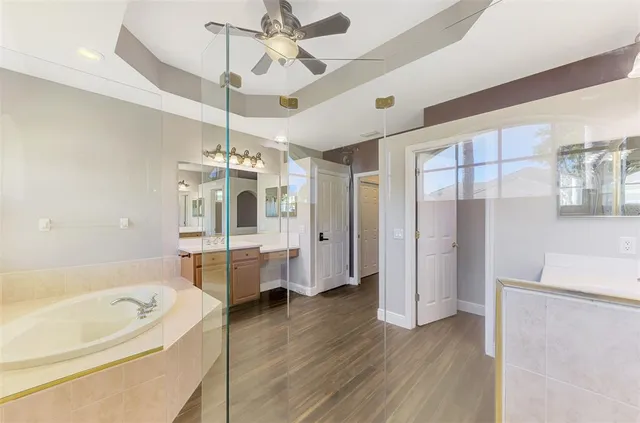 $939,000 | 6610 Coopers Hawk Court, Lakewood Ranch, FL 34202