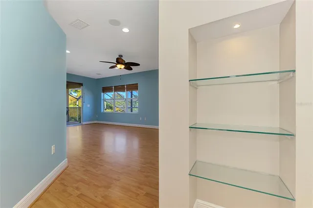 $939,000 | 6610 Coopers Hawk Court, Lakewood Ranch, FL 34202