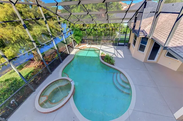 $939,000 | 6610 Coopers Hawk Court, Lakewood Ranch, FL 34202