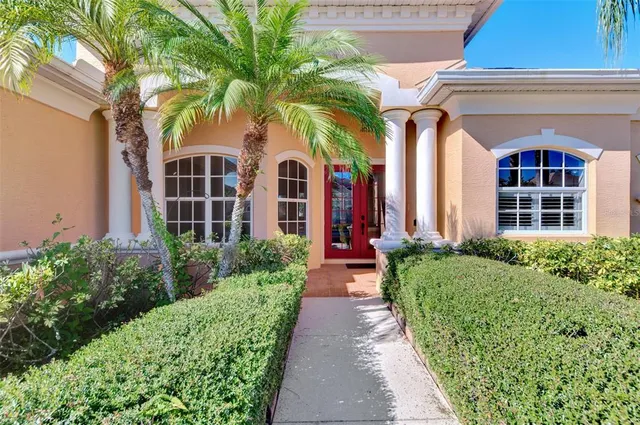 $939,000 | 6610 Coopers Hawk Court, Lakewood Ranch, FL 34202
