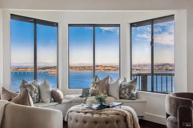 $3,250,000 | 2 Place Moulin, Tiburon, CA 94920