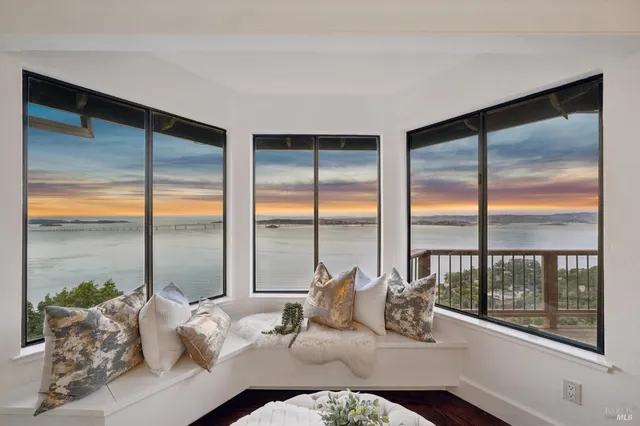 $3,250,000 | 2 Place Moulin, Tiburon, CA 94920