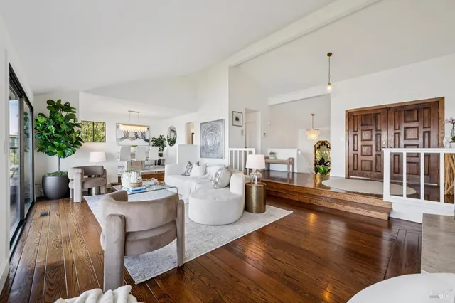 $3,250,000 | 2 Place Moulin, Tiburon, CA 94920