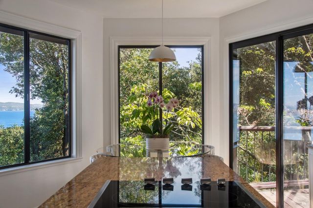 $3,250,000 | 2 Place Moulin, Tiburon, CA 94920