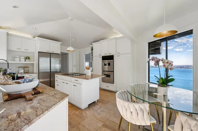 $3,250,000 | 2 Place Moulin, Tiburon, CA 94920