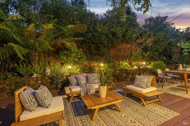 $3,250,000 | 2 Place Moulin, Tiburon, CA 94920