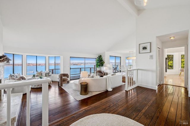 $3,250,000 | 2 Place Moulin, Tiburon, CA 94920