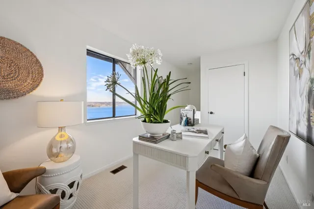 $3,250,000 | 2 Place Moulin, Tiburon, CA 94920