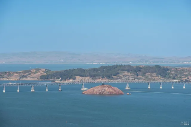 $3,250,000 | 2 Place Moulin, Tiburon, CA 94920