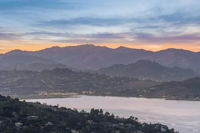 $3,250,000 | 2 Place Moulin, Tiburon, CA 94920