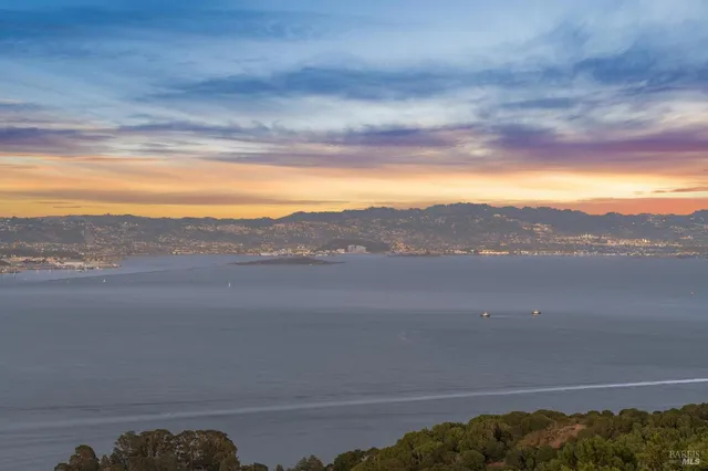 $3,250,000 | 2 Place Moulin, Tiburon, CA 94920