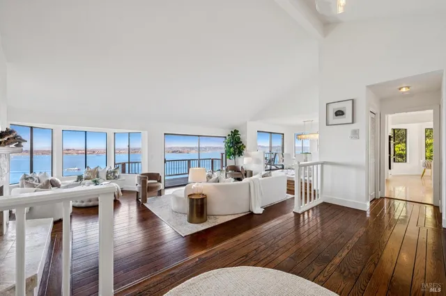$3,250,000 | 2 Place Moulin, Tiburon, CA 94920