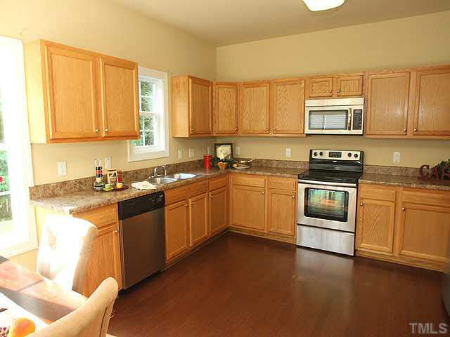 2846 Filbert Street Raleigh, NC 27610 - Photo 7 of 13 Gallery Image 7