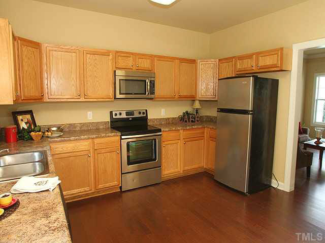2846 Filbert Street Raleigh, NC 27610 - Photo 8 of 13 Gallery Image 8