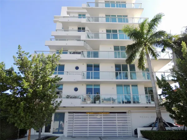 $5,500 | 1170 101st Street, Unit 402, Bay Harbor Islands, FL 33154