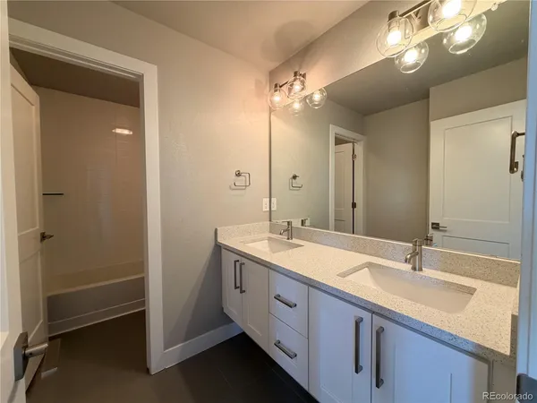 $4,075 | 22561 East Hinsdale Avenue, Aurora, CO 80016