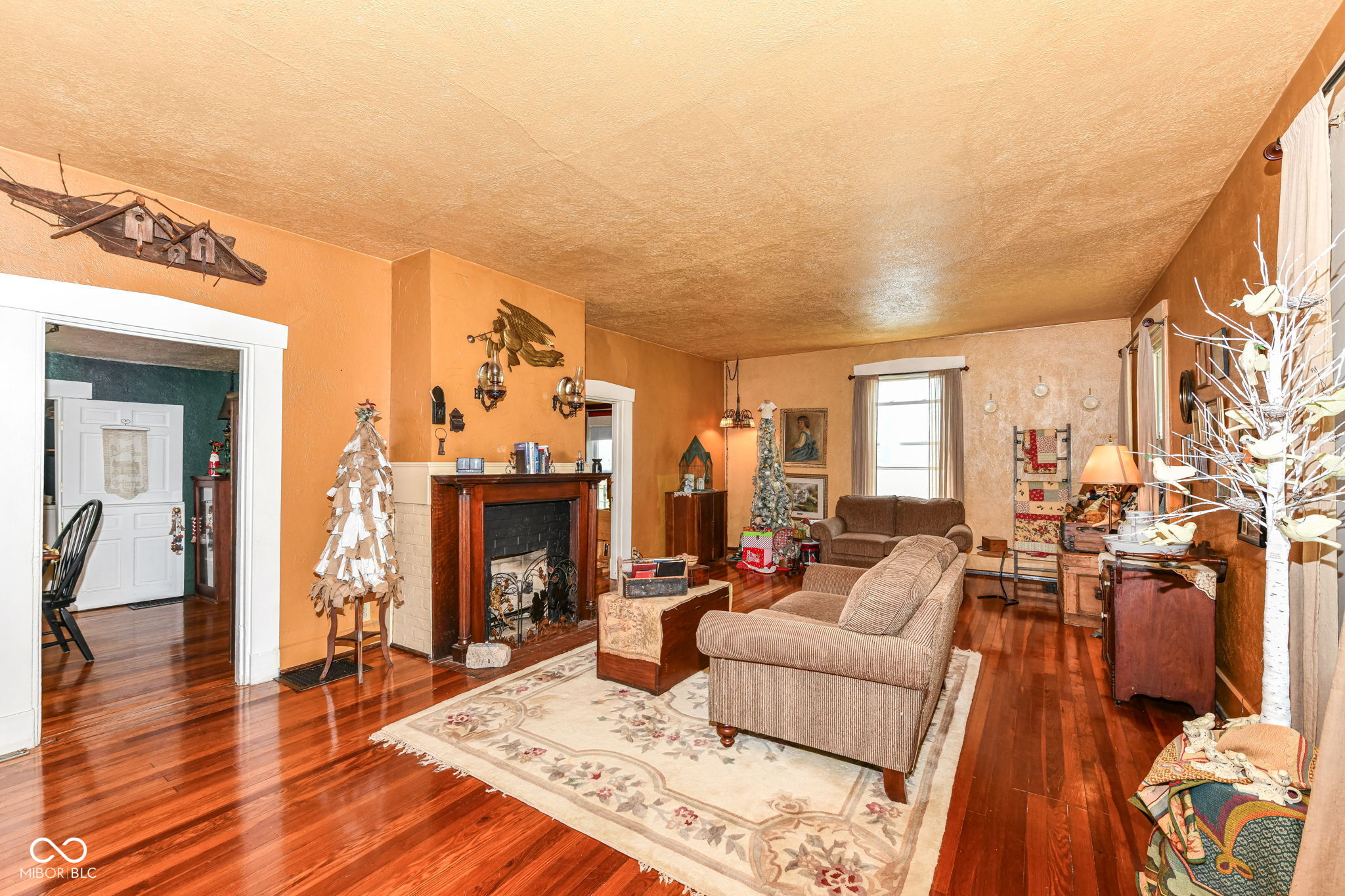 303 Walnut Street Greenfield, IN 46140 - Photo 6 of 32