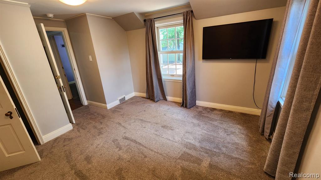 1031 Cadieux Road Grosse Pointe Park, MI 48230 - Photo 27 of 33
