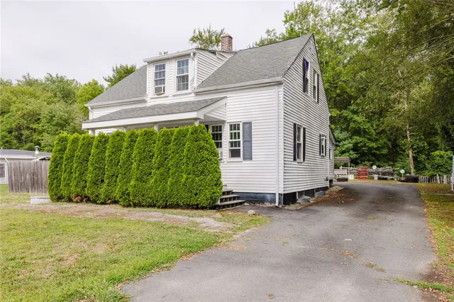 $370,000 | 246 Winthrop Street, Rehoboth, MA 02769