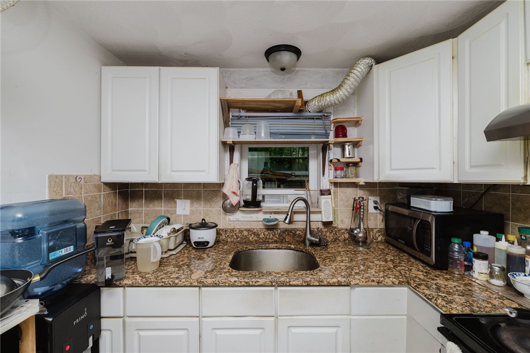 246 Winthrop Street Rehoboth, MA 02769 - Photo 11 of 47