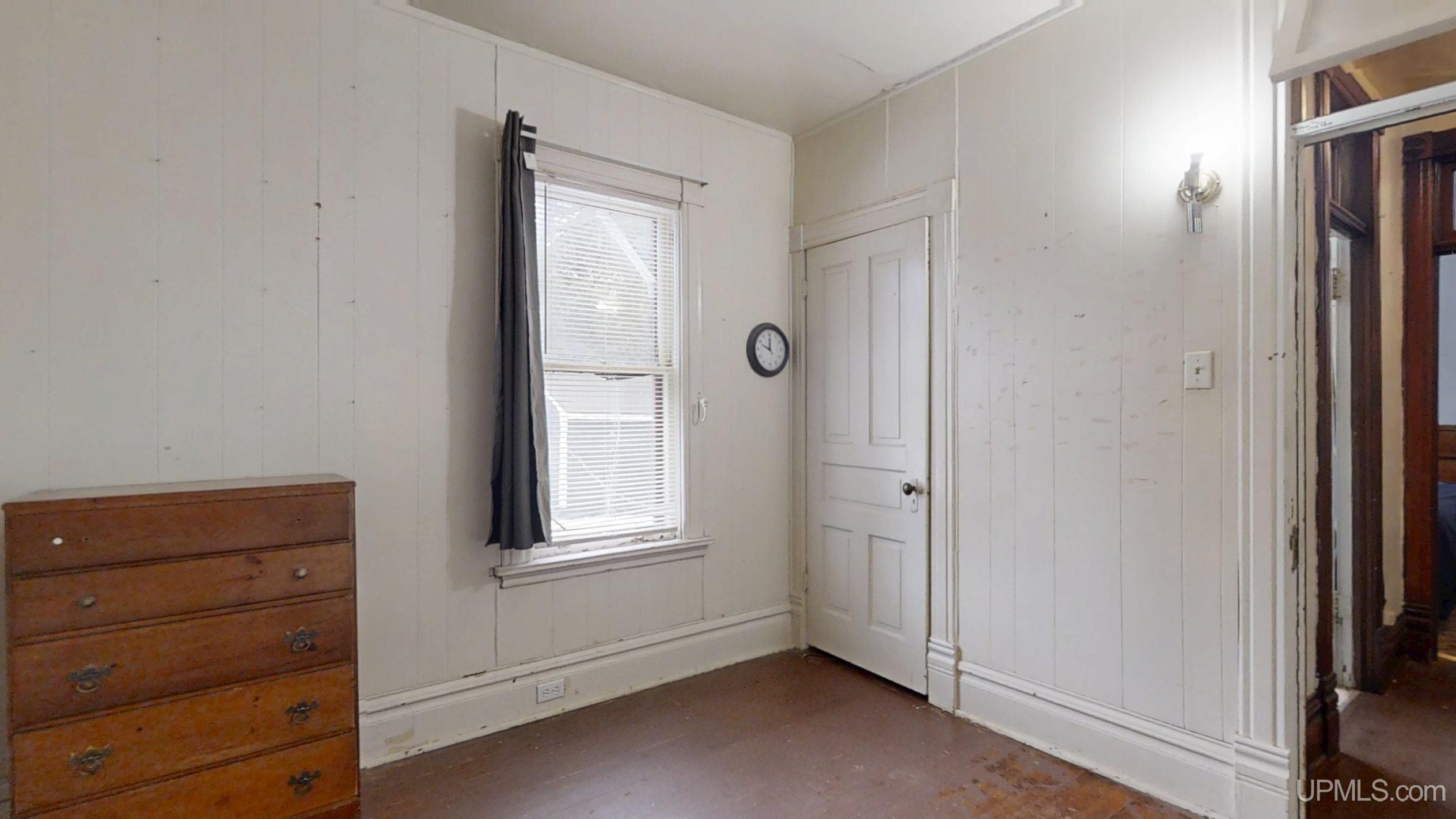 419 7th Street Calumet, MI 49913 - Photo 20 of 54