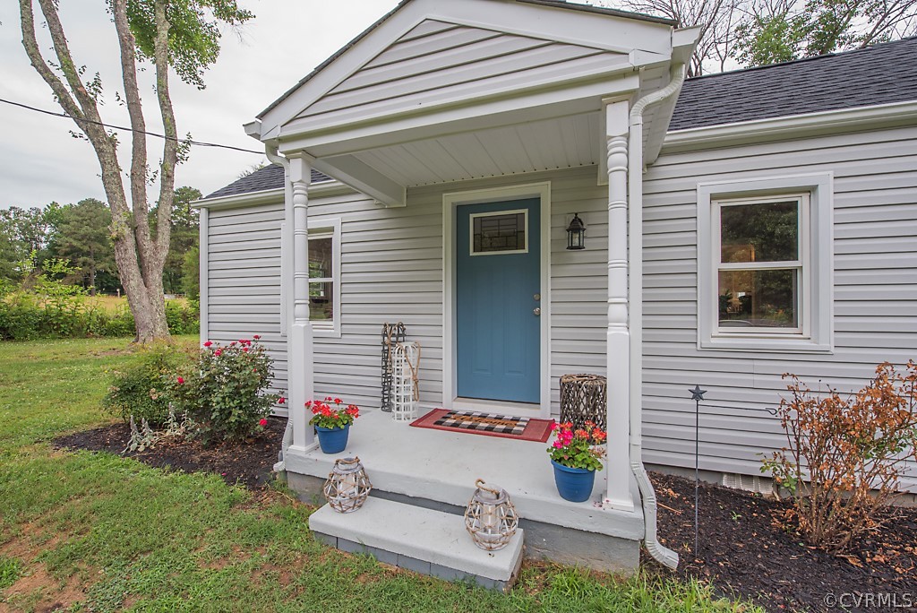 2470 Old Hanover Road Sandston, VA 23150 - Photo 3 of 50 Gallery Image 3