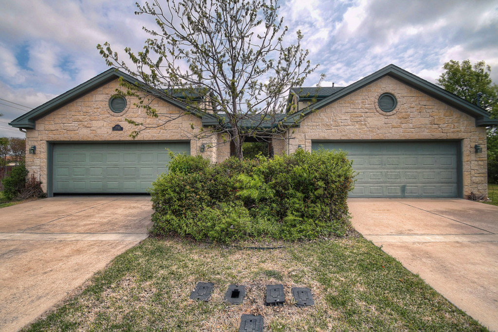 9804 Parliament House Road Austin, TX 78729 - Photo 1 of 1 Gallery Image 1