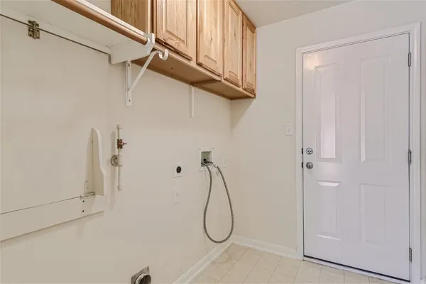 $2,650 | 351 Canterbury Drive, Austin, TX 78737