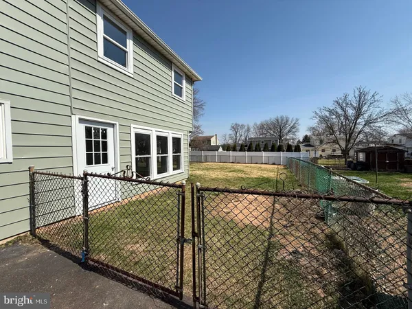$410,000 | 431 Cedar Street, Lansdale, PA 19446